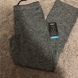 Kuhl Women’s sweatpants - heather black and white